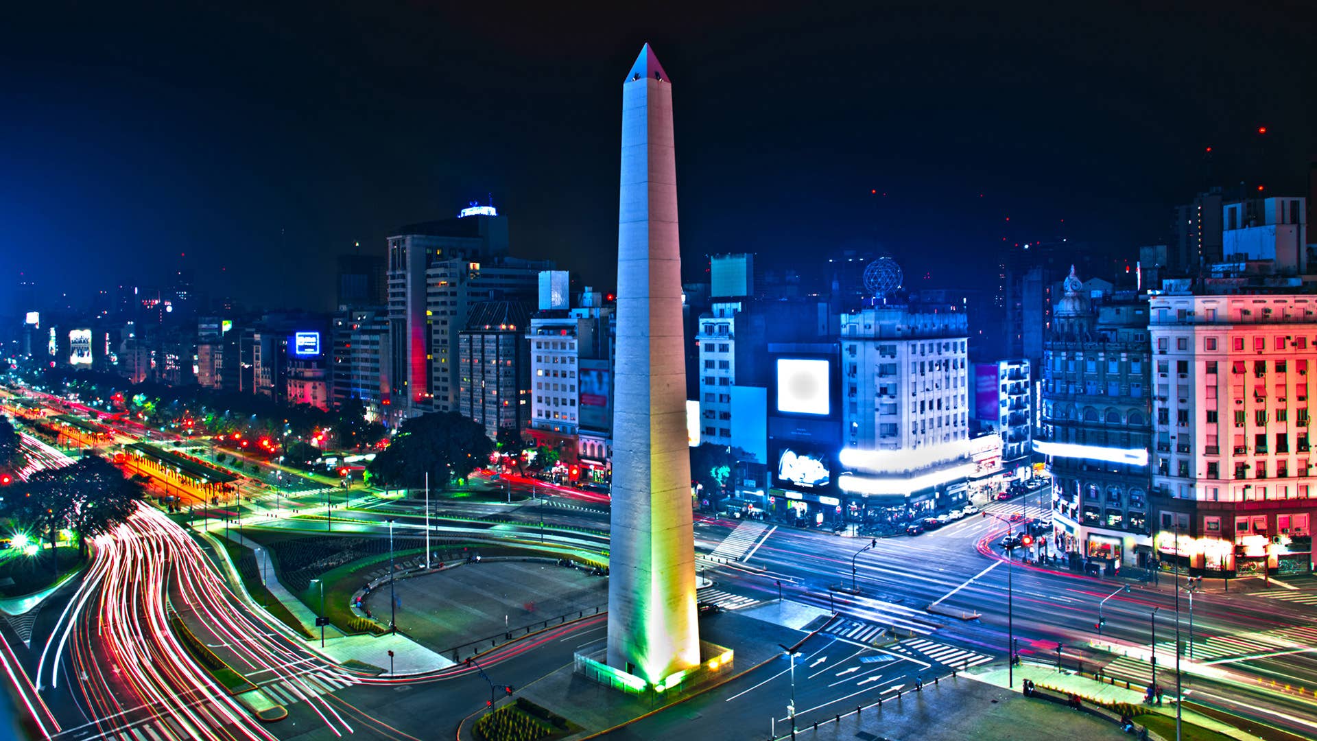 Südamerikanische Küstenstadt mit bunter Architektur